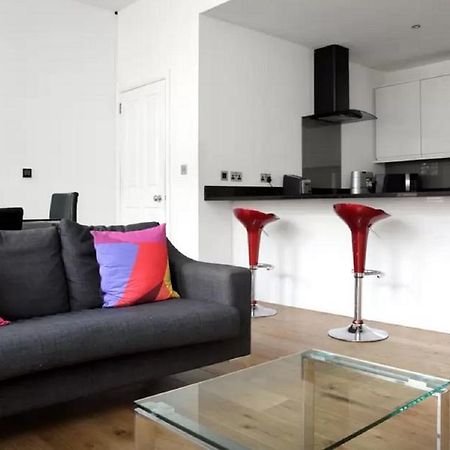 Clamshell Land - Royal Mile Apartment Единбург Стая снимка